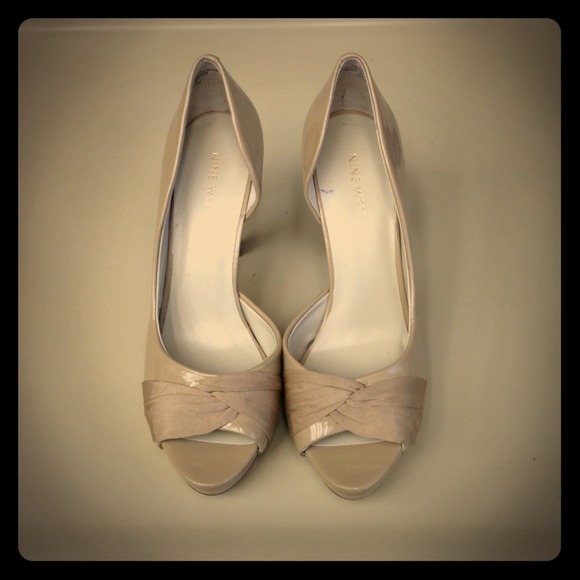 SOLD Nine West Nude Heels