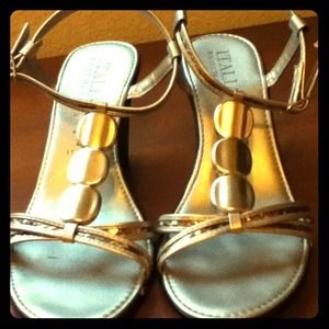 ❤SOLD❤ Gold/brown strapped wedges. NEVER BEEN WORN