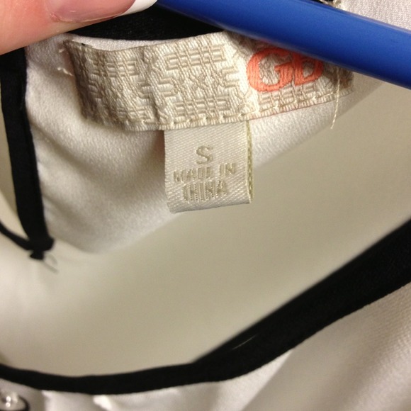 Gianni Bini dress w/ buttons and cross cross back - Picture 4 of 4