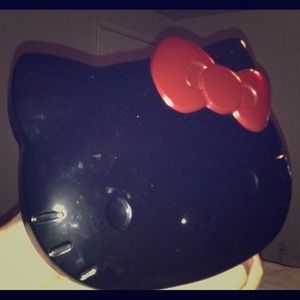 NEW!! Hello Kitty makeup pallet..