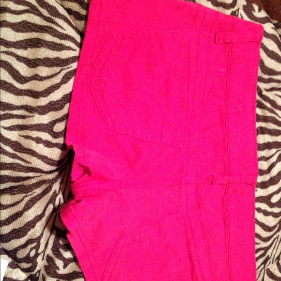 shorts - Picture 2 of 3