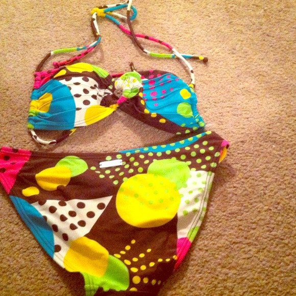 Bathing suit