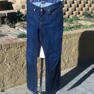 Levi's comfort waist band dark wash jeans.