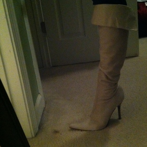 Steve Madden boots!!