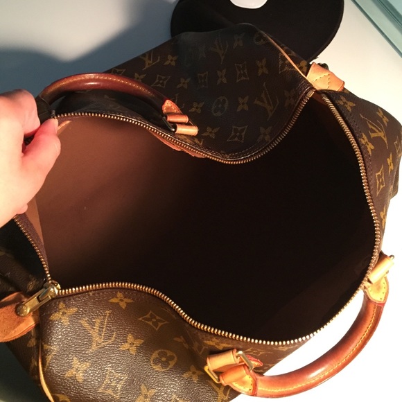 SOLD!!!! LV Speedy 40 - Picture 3 of 4