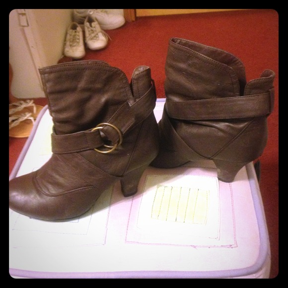 Boot Heels ( :