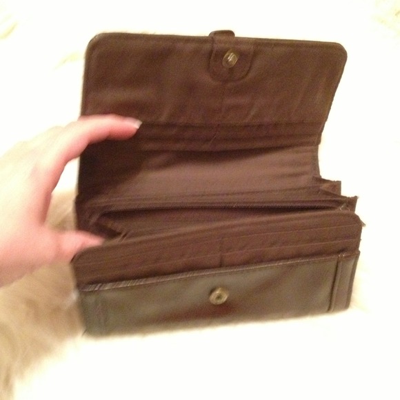 ❌Sold ❌Brown Roxy wallet - Picture 2 of 2