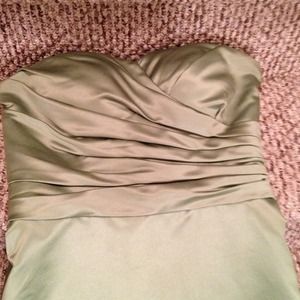 Green strapless dress