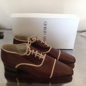 Giorgio Armani lace up leather flats.