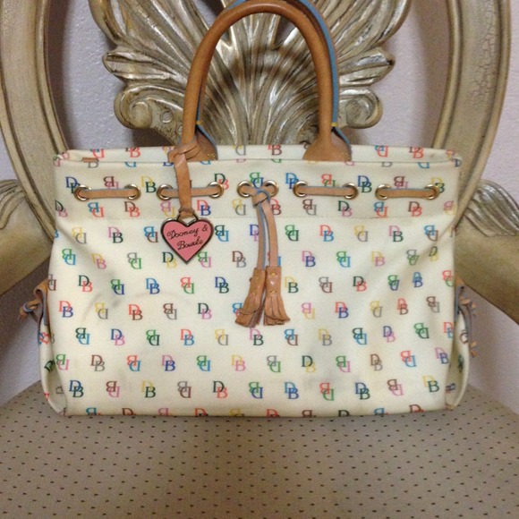 Dooney & bourke