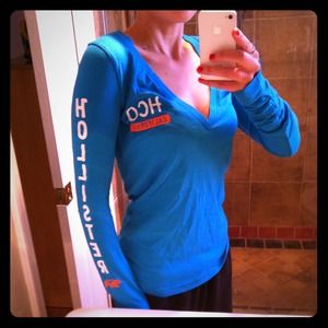 Never worn hollister deep v long sleeve