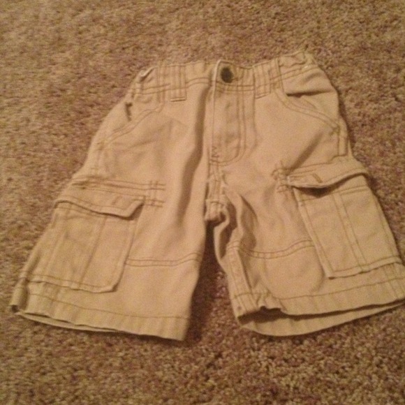Tan cargo shorts for boys with adjustable waist