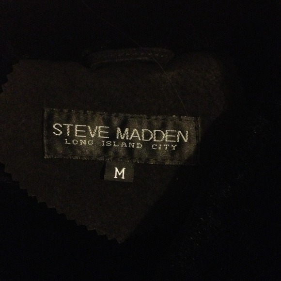 Never worn coat - Picture 3 of 4