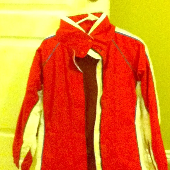 Ladies medium-weight jacket/windbreaker