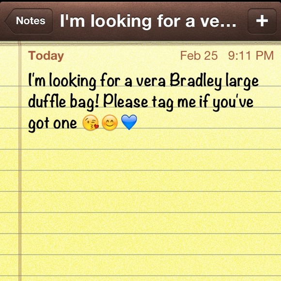 ❗LOOKING FOR A LARGE VERA BRADLEY DUFFLE BAG❗ - Picture 1 of 1