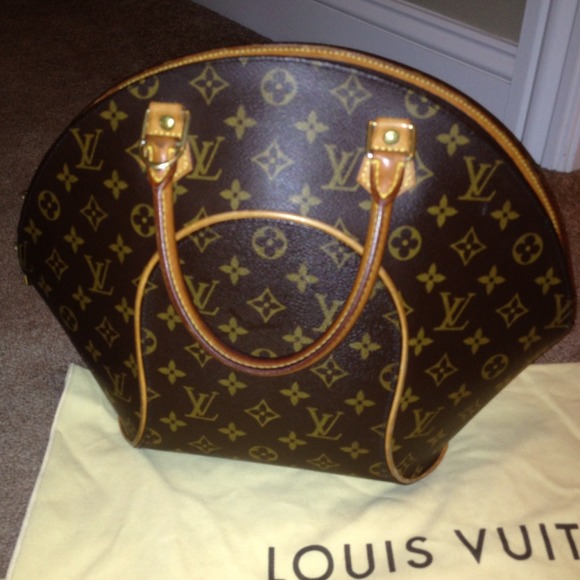 💥Sold💥 Louis Vuitton hand bag
