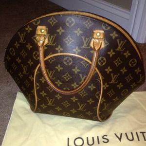 💥Sold💥 Louis Vuitton hand bag