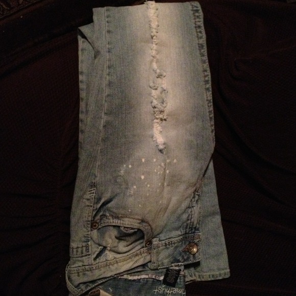 Light wash jeans