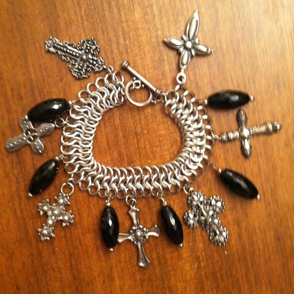 Jewelry - Sterling silver and black onyx bracelet