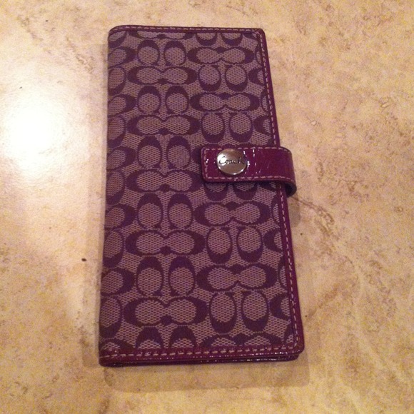Authentic Coach wallet