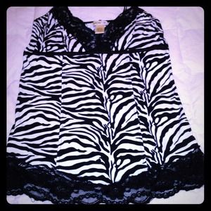 Sexy spandex Zebra print TOP with lace.