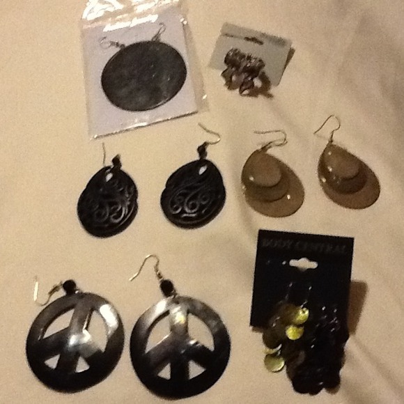 SOLD****Earring bundle