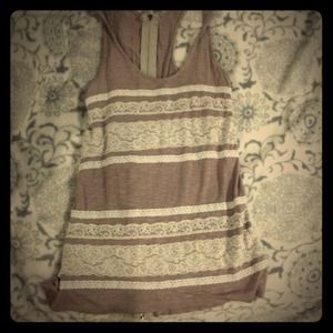 Beautfiul shabby chic tank !