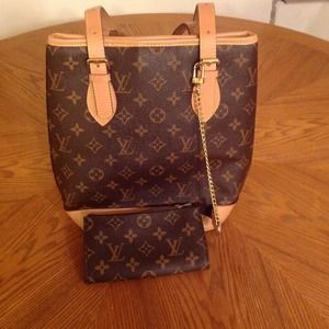 RESERVED LV Small Bucket Bg Chg Purse **Inspired*