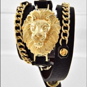 Gold lion head bracelet