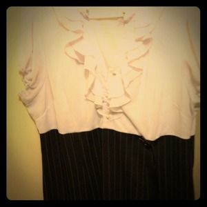 ❗✂❗reduced White ruffle top black pinstripe dress