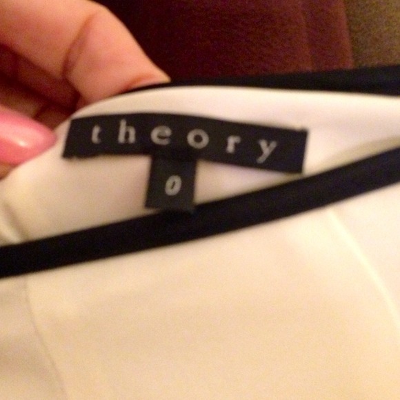 Skirt by Theory 0 - Picture 2 of 4