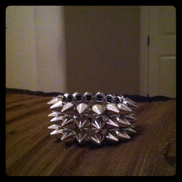 Spike bracelet
