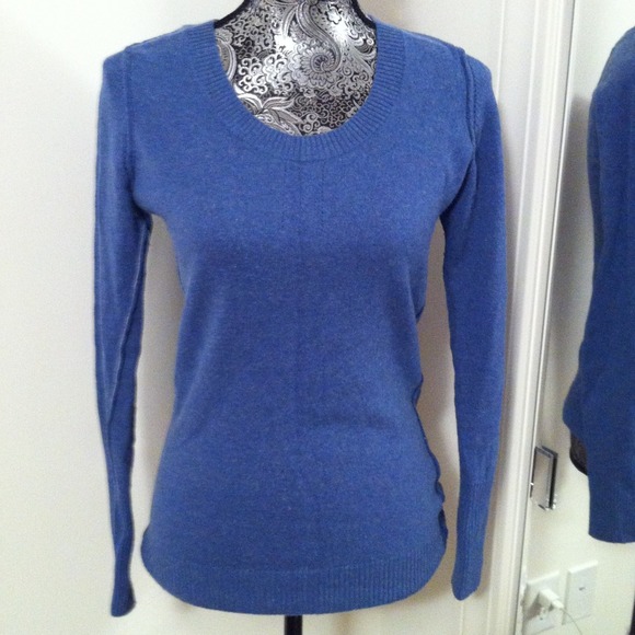 BUNDLE for @trishrunner - Banana Republic Sweaters