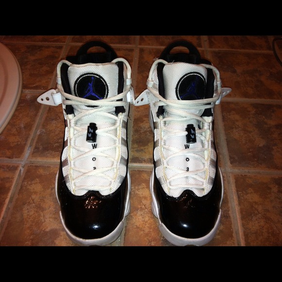 ✨23's air jordans) boys sz 7••reduced••