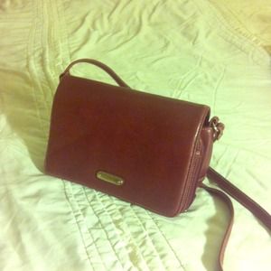 ✨ULTIMATE✨ Crossbody in vintage maroon leather❤