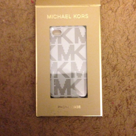 Michael Kors Accessories - ***SOLD****