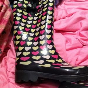 Cute hearts rain boots