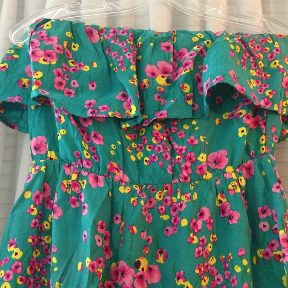 Colorful Silky Strapless Dress - Picture 3 of 3