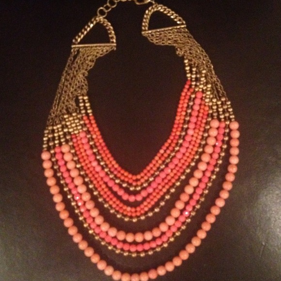 Coral/gold multi-tiered Stella and Dot necklace