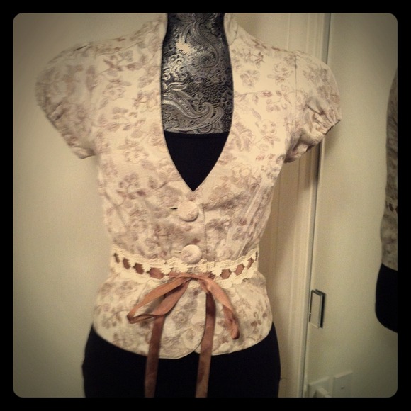 SOLD XXA floral print beige top