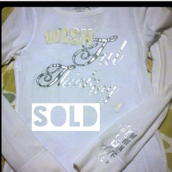 SOLD ⬇Reduced⬇American Eagle long sleeve tee