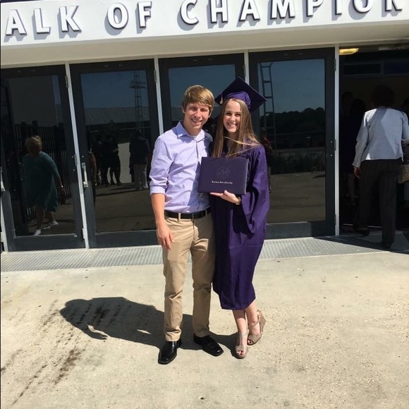 Meet your seller 😊 - Picture 6 of 8