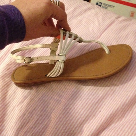 ⛔Sold⛔Sandals! - Picture 4 of 4