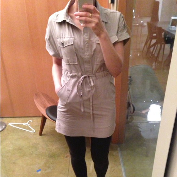 Safari dress - Picture 2 of 3