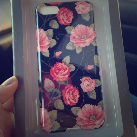 🌺iPhone 5 case⭕price is firm⭕💢NO TRADE💢