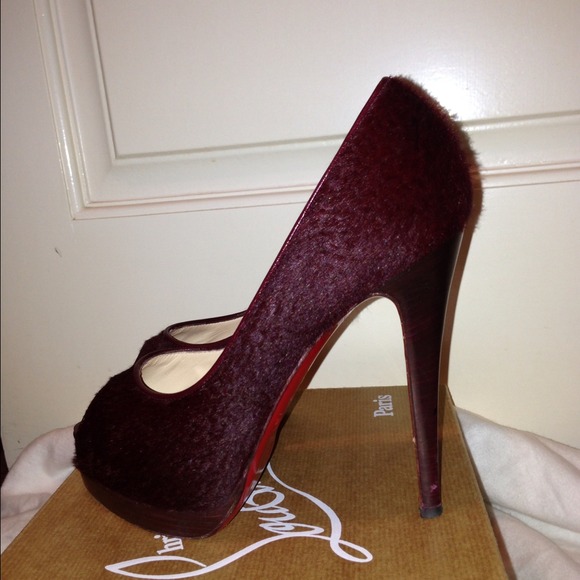 Authentic Christian Louboutin Altadama 37.5