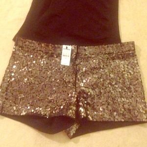 🚫RESERVED🚫Express gold sequins dressy shorts