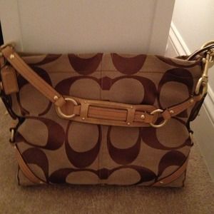 Coach handbag-price reduced!