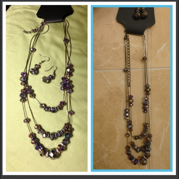 ✳Bunlded✳necklace and earring set.purple color