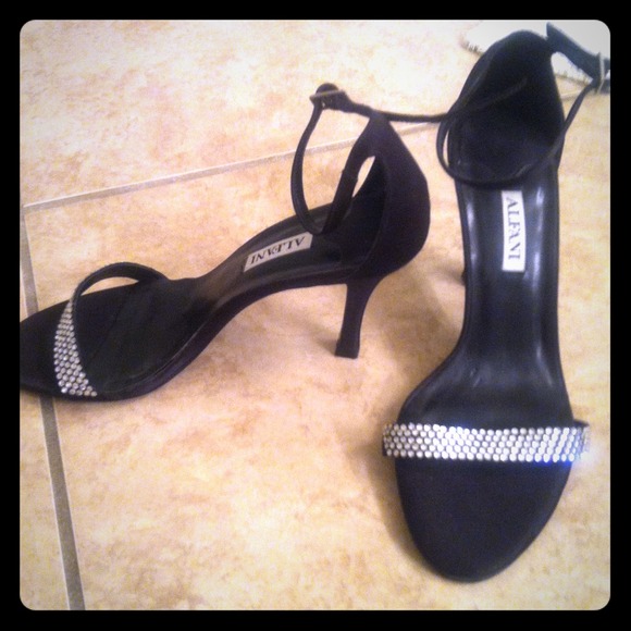 ******TRADE @stormy83*****^*